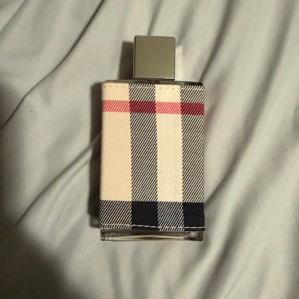NWT Burberry London perfume - Picture 3 of 4